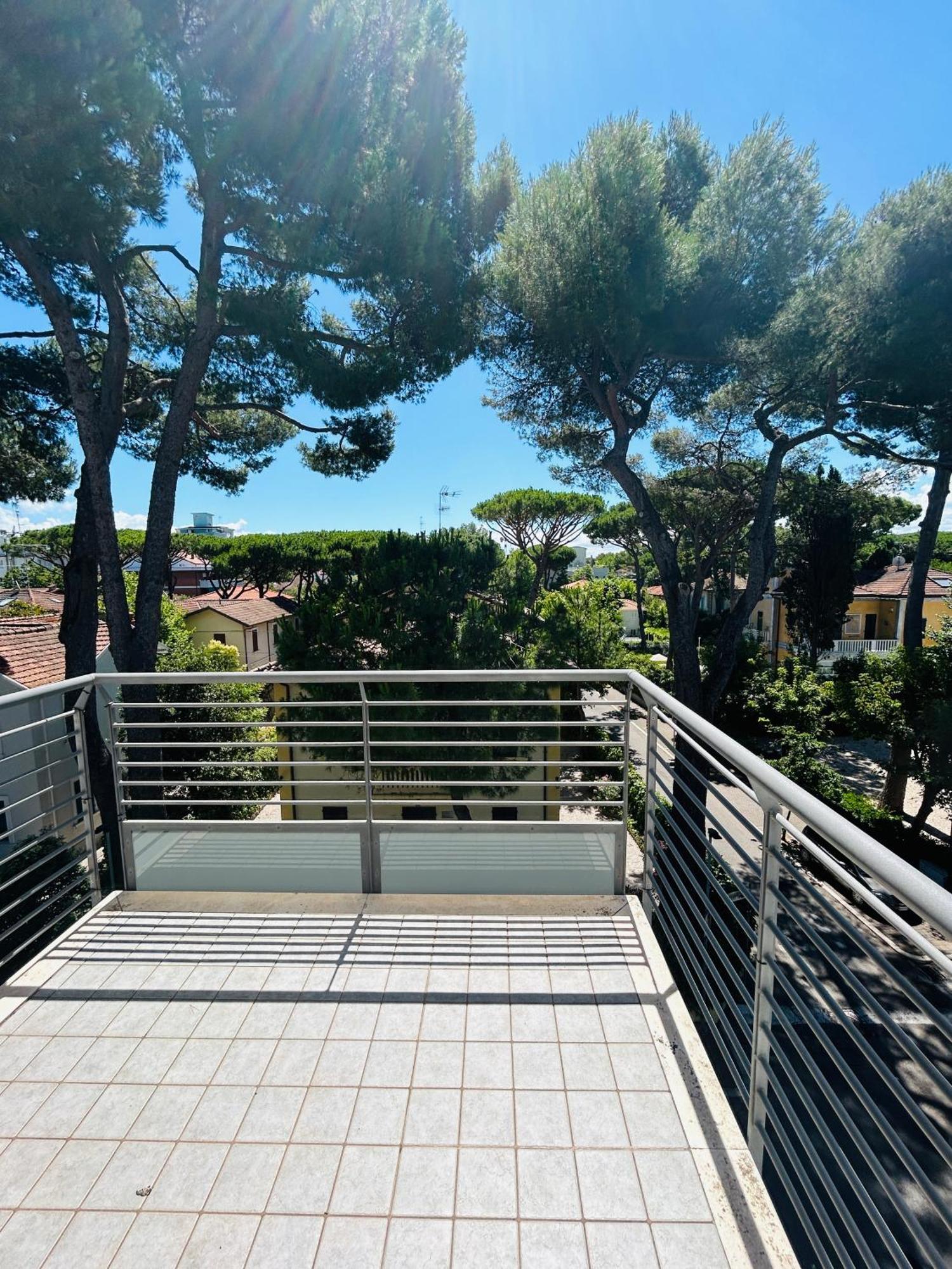 Damiano Chiesa Flexrent - Abissinia Apartamento Riccione Exterior foto